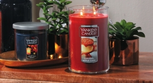 Fall Arrives at Yankee Candle