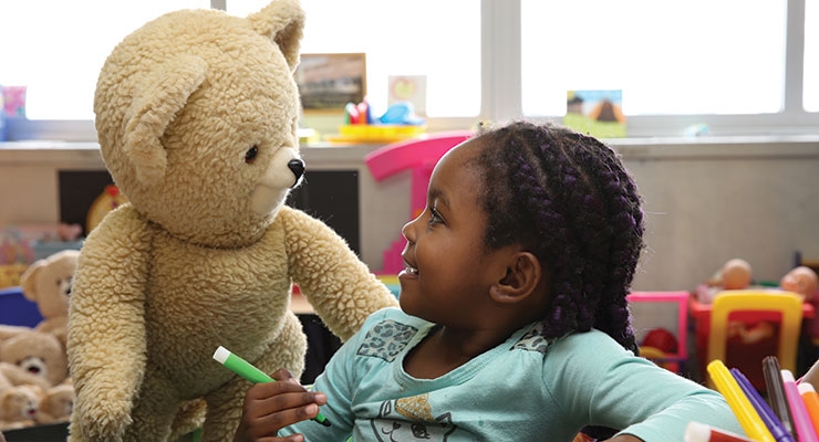 Snuggle Donates 5,000 Bears to Children in Need