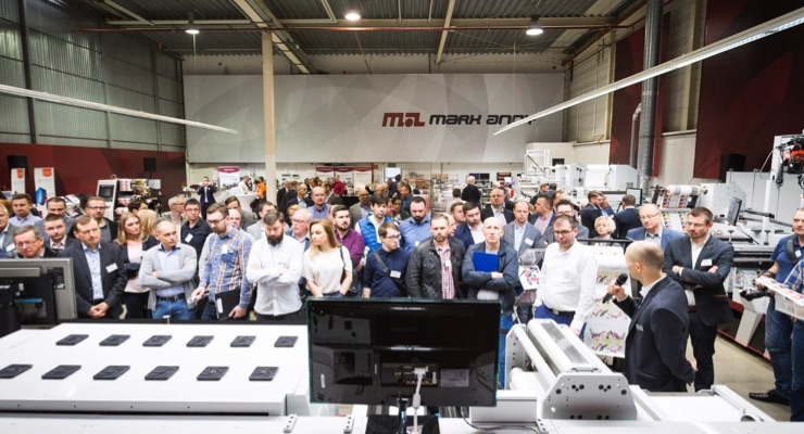 Mark Andy opens its doors in Warsaw for press demos and education