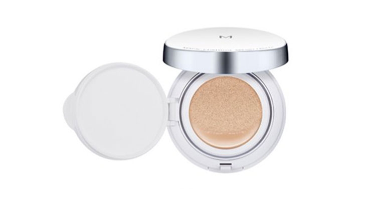 Cushion Compacts Remain at the Top of Beauty Charts