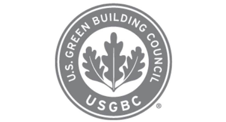 Zaria Forman Delivers Keynote at USGBC
