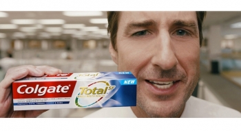 Colgate To Air Its First-Ever Super Bowl Commercial | Beauty Packaging