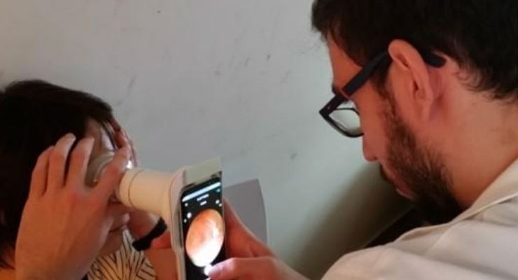 Smartphone Attachment Can Remotely Diagnose Eye Disease