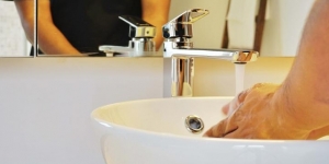 The Right Way to Wash Hands
