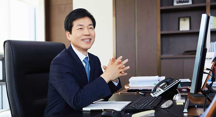 CEO Spotlight: Dr. Tae Han Kim