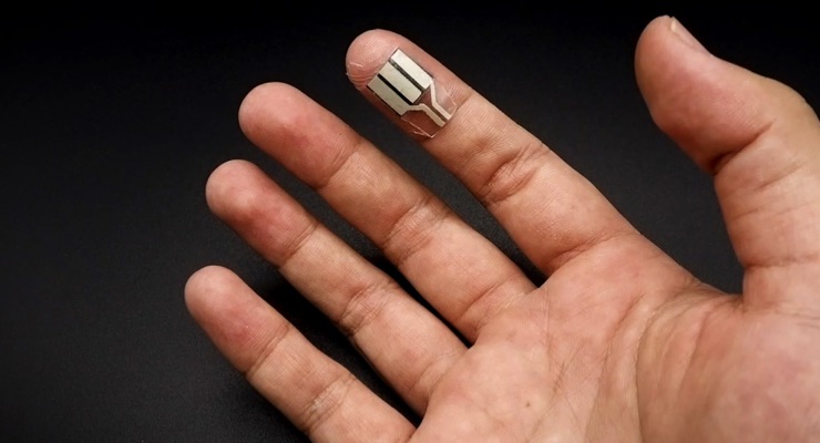 Calling All Couch Potatoes: This Finger Wrap Can Let You Power Electronics While You Sleep