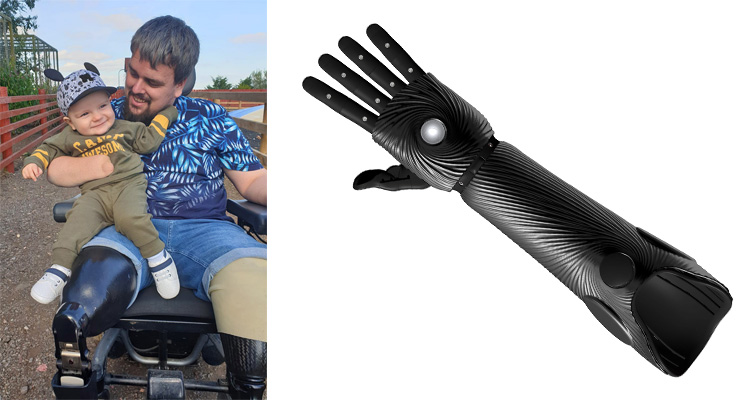 Amputee bonds with son thanks to 3D printed bionic hand