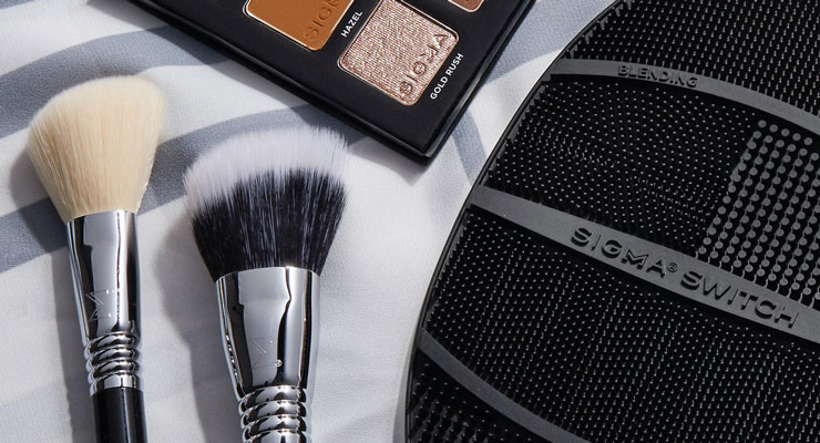 Rethinking Makeup Brushes & Beauty Applicators