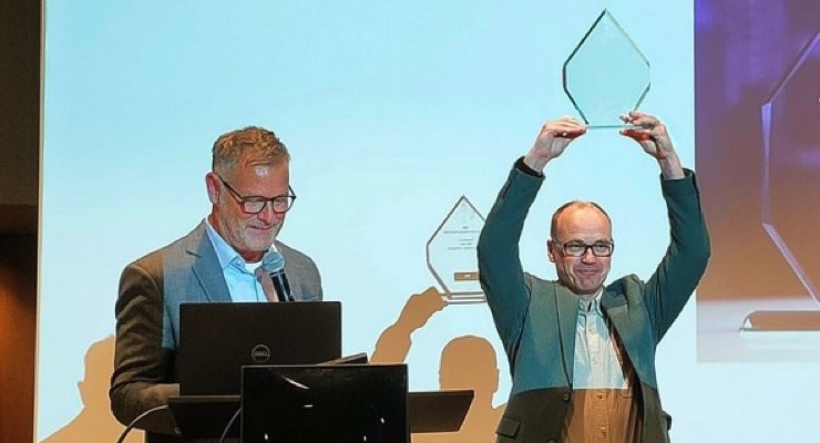 Petri Tani wins AWA Release Liner Industry Leadership Award 
