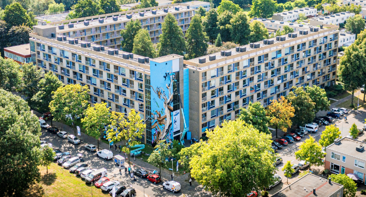 PPG SPRAYMASTER System Used to Create Mural in the Netherlands