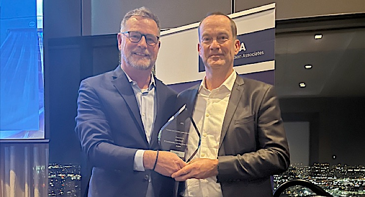 Elkem's Sean Duffy receives AWA Leadership Award